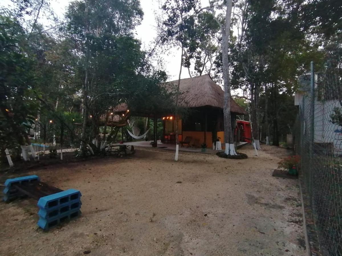 Hotel "Casa Las Lolas" Xpujil Esterno foto