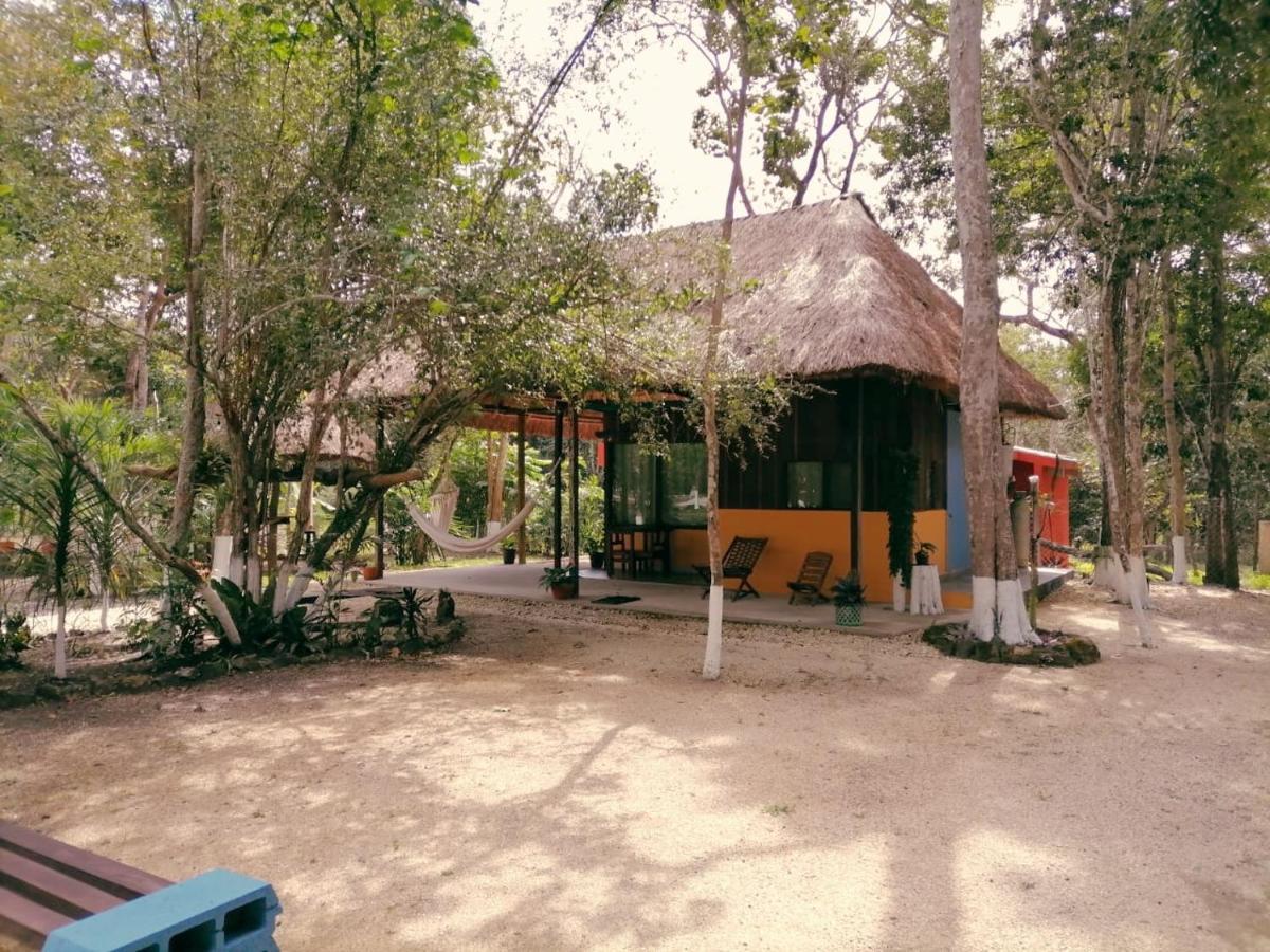 Hotel "Casa Las Lolas" Xpujil Esterno foto